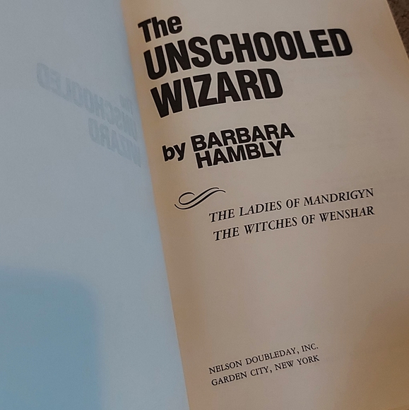 Vintage Hardcover Book- The Unschooled Wizard by Barbara Hambly - Picture 2 of 4